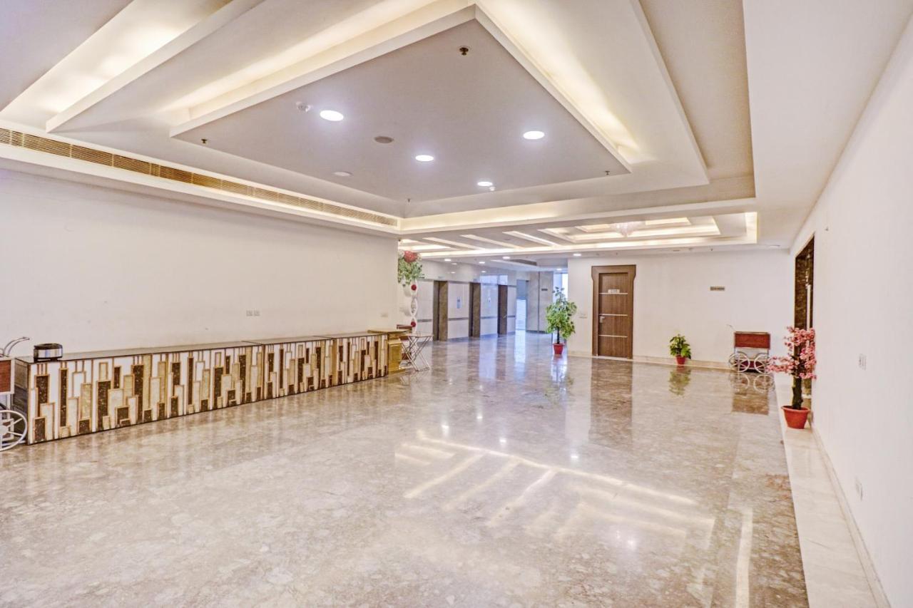 Oyo Townhouse 484 Sanskriti Hotel Delhi Kültér fotó